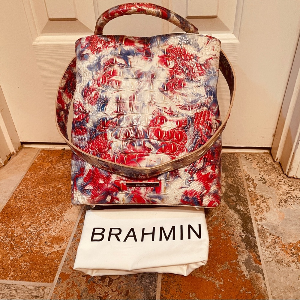 BEAUTIFUL BRAHMIN AMELIA BUCKET BAG in VALOR!!!